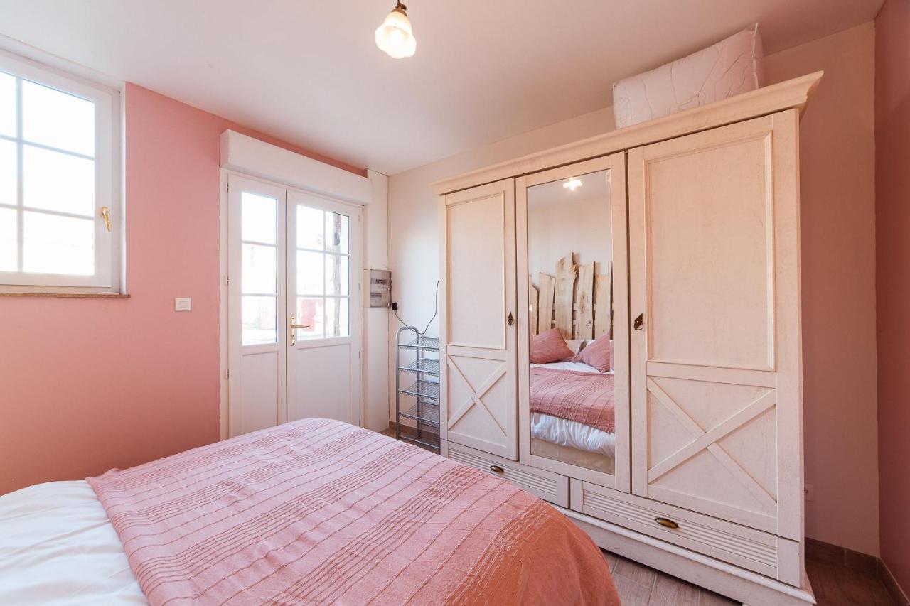 Appartement Prive Le Chardonnay, Jardin, Parking Bucheres Luaran gambar